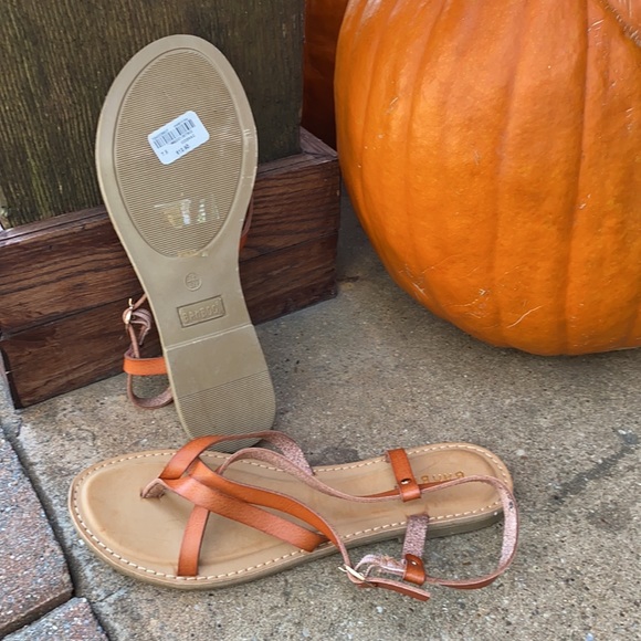 Women sandals - Picture 3 of 3